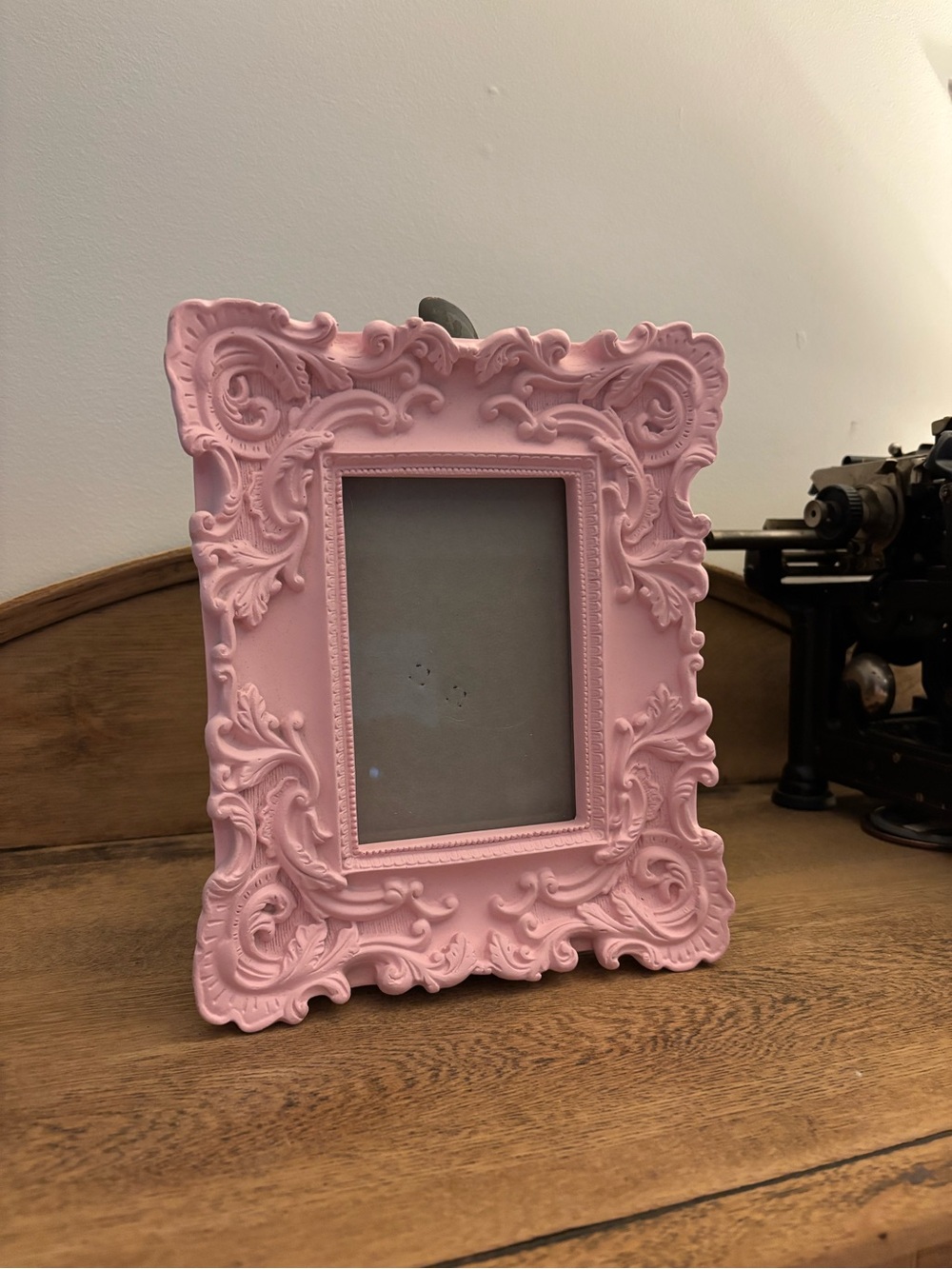 Sixtrees Ornate Pink Decorative Photo Frame 4 x 6 Photo